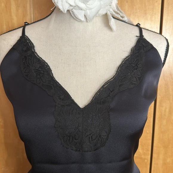 ♠️ Express camisole lace tank top adjustable straps fully lined size large - Picture 2 of 11